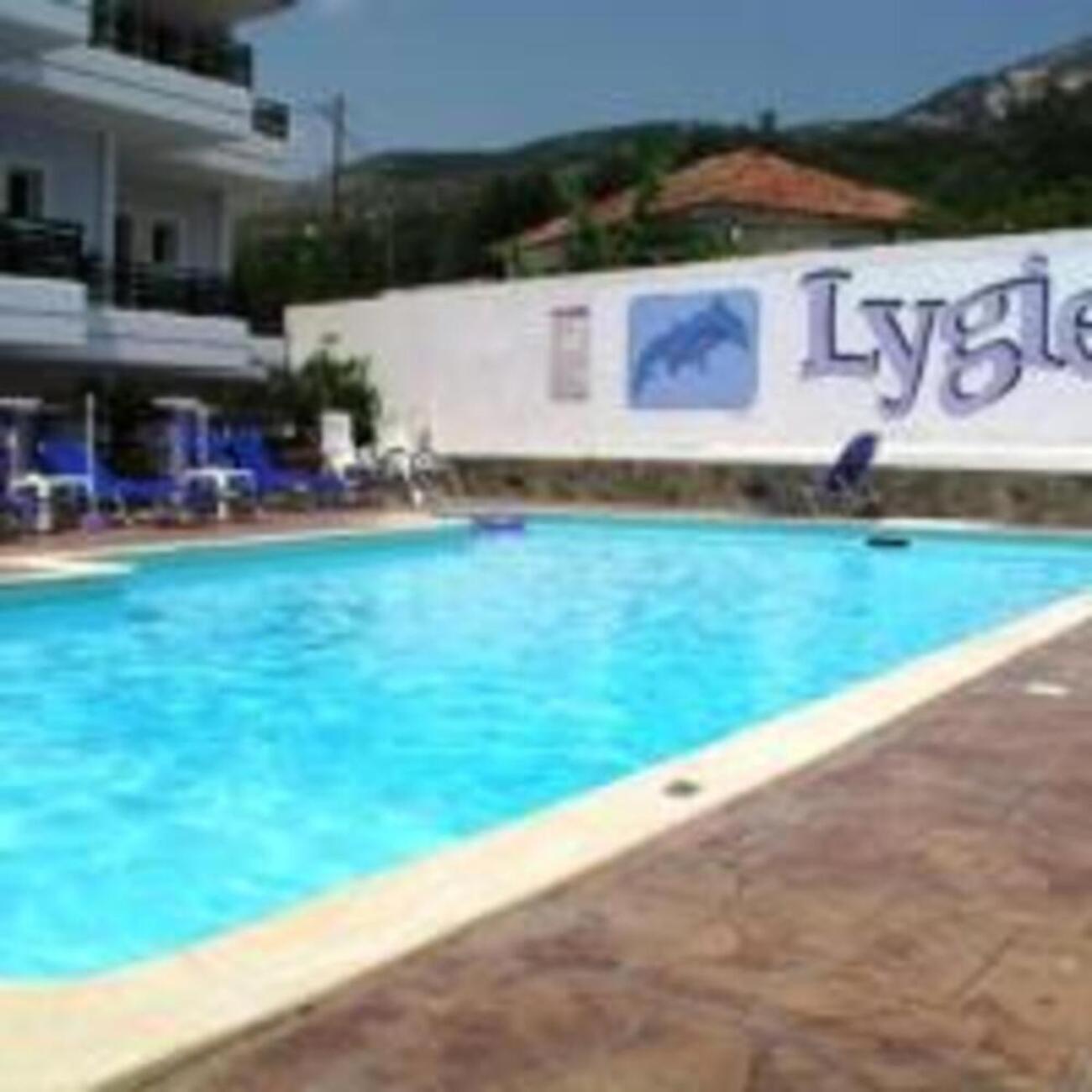 Lygies Apart Hotel Trapezaki  Ngoại thất bức ảnh