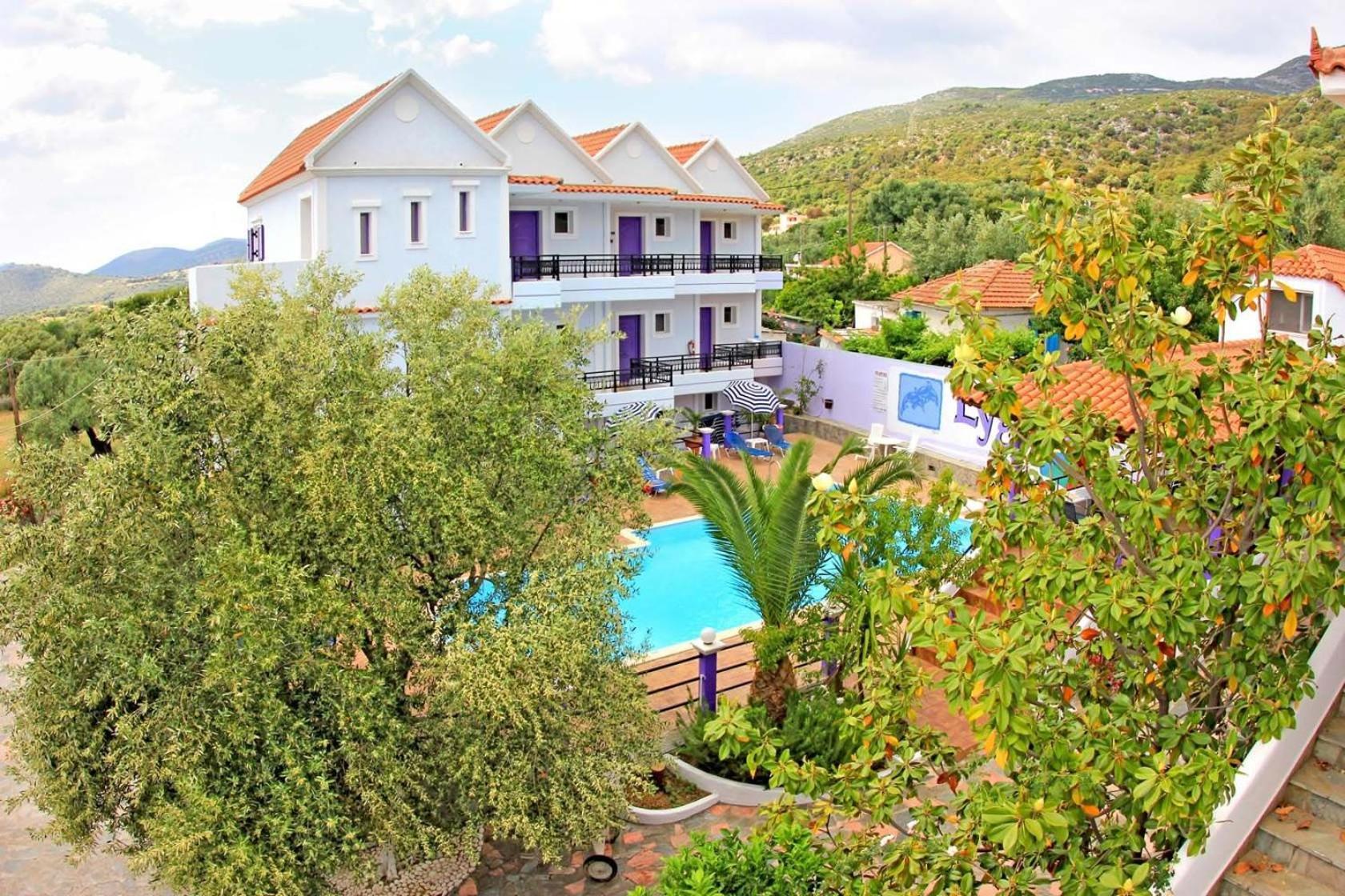 Lygies Apart Hotel Trapezaki  Ngoại thất bức ảnh